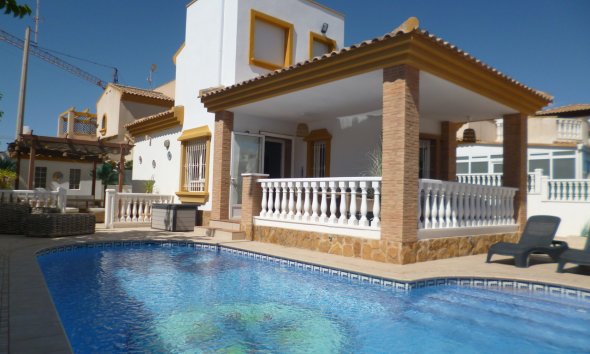Villa - Wiederverkauf - Pilar de la Horadada - Costa Blanca