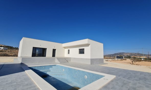 Villa - Wiederverkauf - Pinoso - Inland
