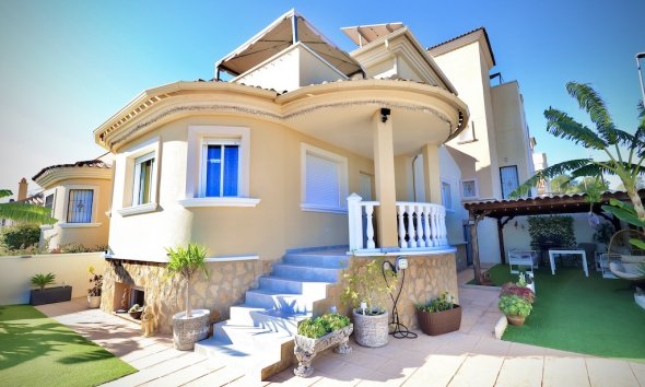 Villa - Wiederverkauf - San Miguel de Salinas - Inland