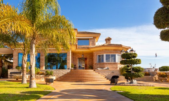 Villa - Wiederverkauf - San Vicente del Raspeig - Inland