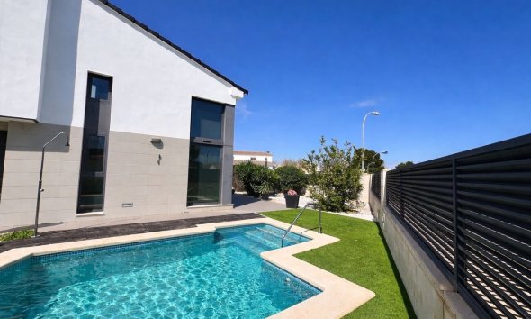 Villa - Wiederverkauf - Santiago de la Ribera - Costa Calida