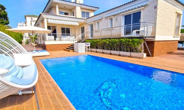 Villa - Wiederverkauf - Torrevieja - Costa Blanca