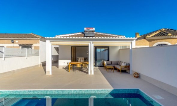 Villa - Wiederverkauf - Torrevieja - Costa Blanca