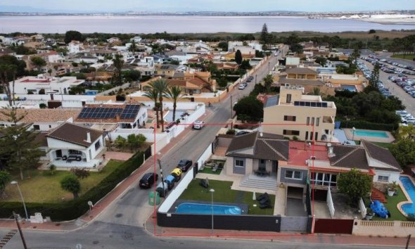Villa - Wiederverkauf - Torrevieja - Costa Blanca