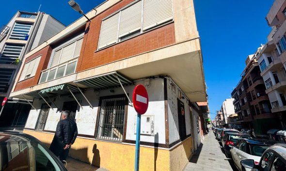 Villa - Wiederverkauf - Torrevieja - Costa Blanca