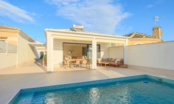 Villa - Wiederverkauf - Torrevieja - Costa Blanca