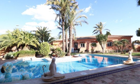 Villa - Wiederverkauf - Torrevieja - Costa Blanca