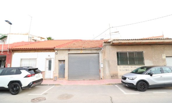 Villa - Wiederverkauf - Torrevieja -
                Costa Blanca