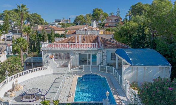 Villa - Wiederverkauf - Torrevieja -
                Costa Blanca