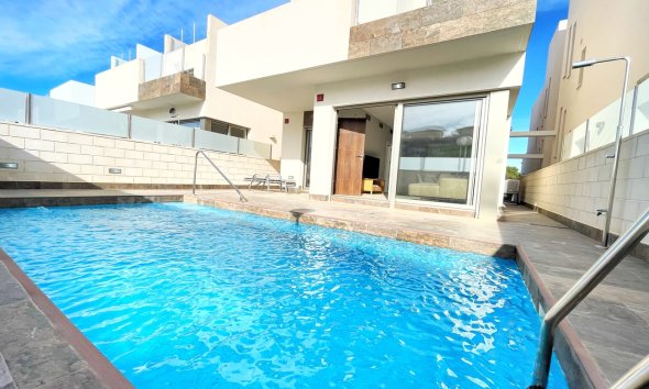 Villa - Wiederverkauf - Villamartin - Costa Blanca
