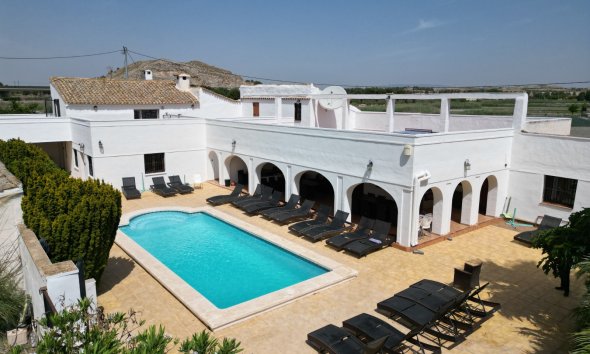 Villa - Wiederverkauf - Villena - Inland