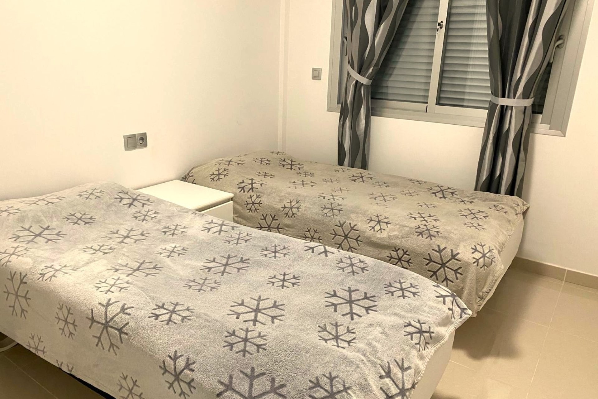 Wiederverkauf - Bungalow -
Orihuela Costa - Costa Blanca