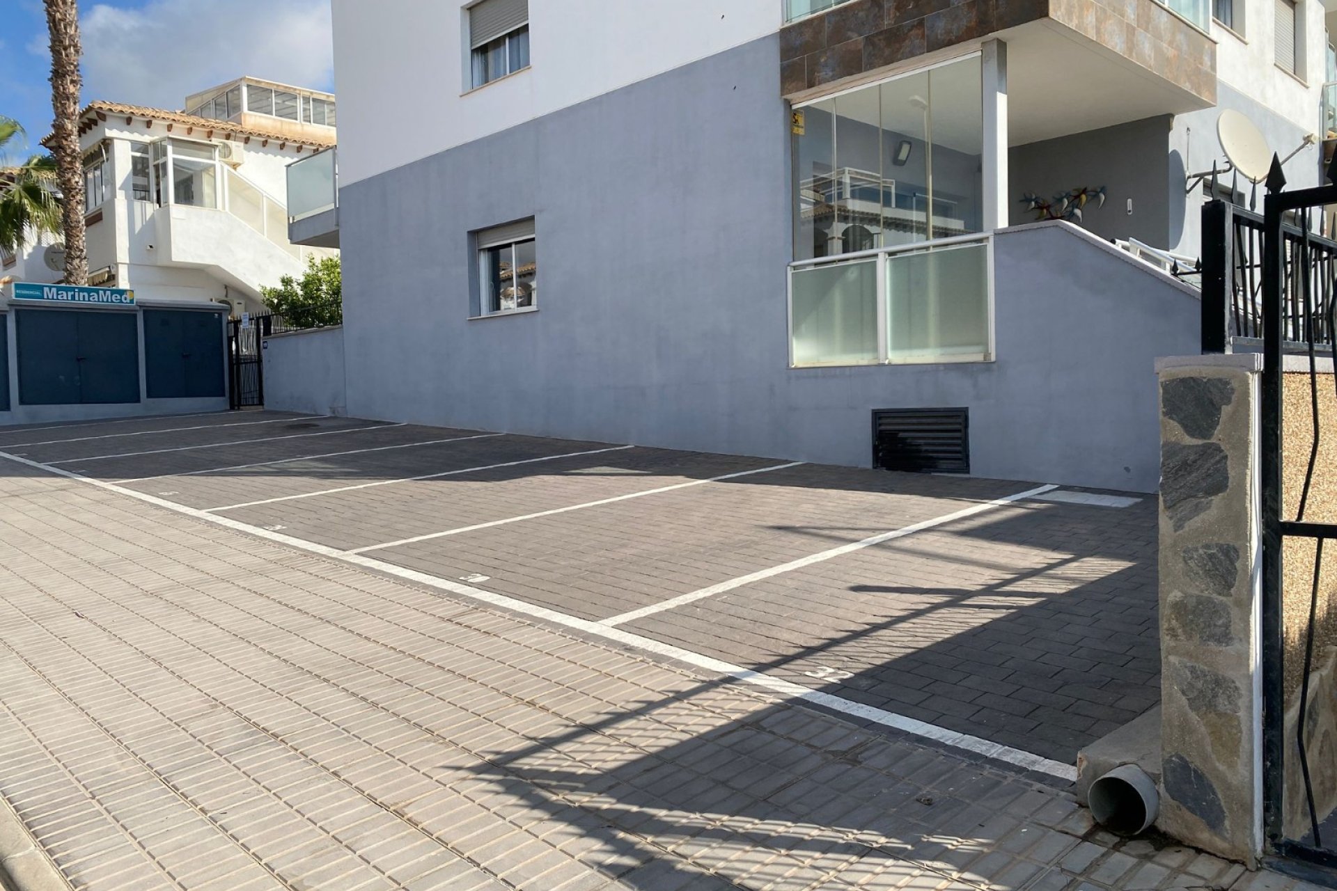 Wiederverkauf - Bungalow -
Orihuela Costa - Costa Blanca