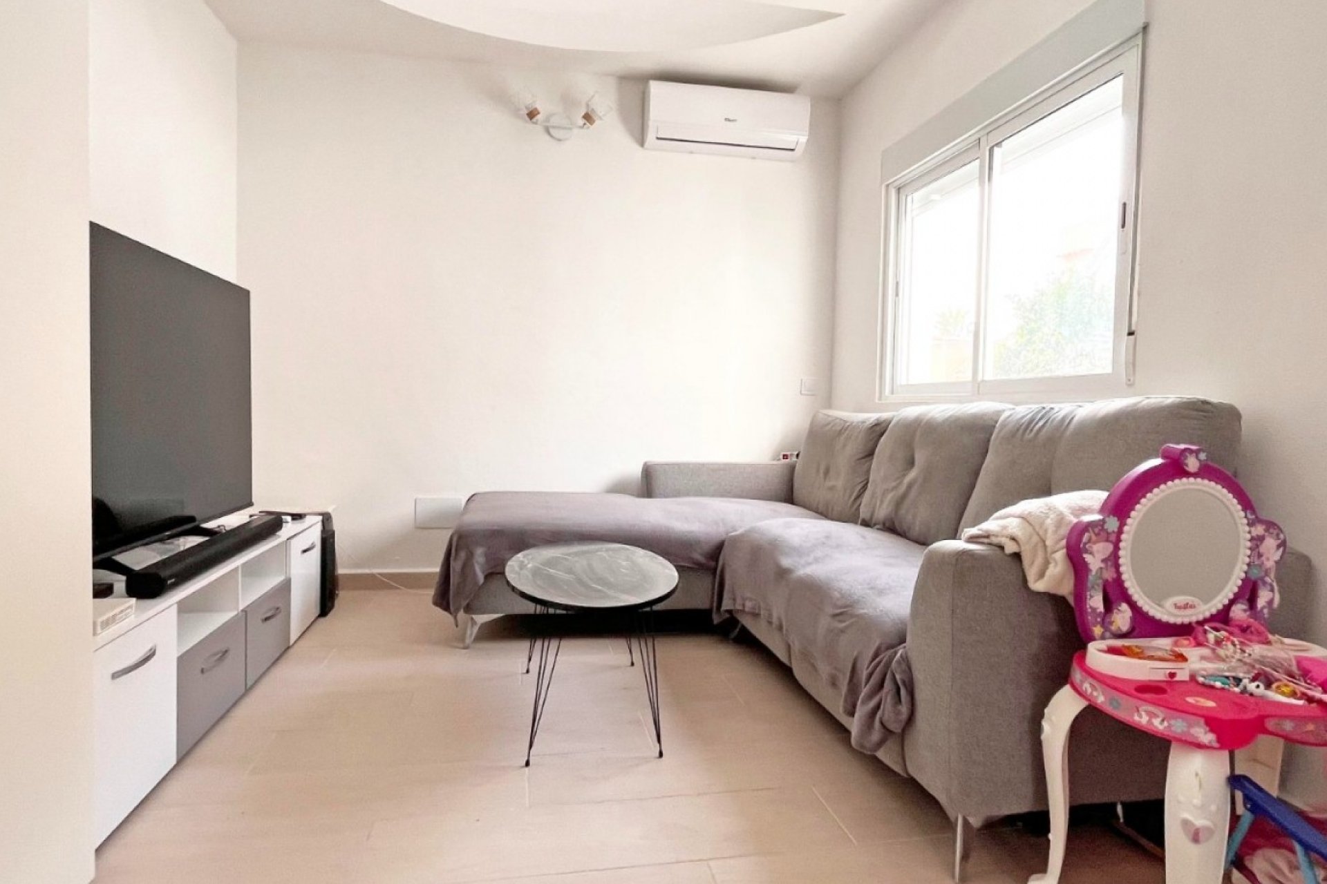 Wiederverkauf - Bungalow -
Orihuela Costa - Costa Blanca