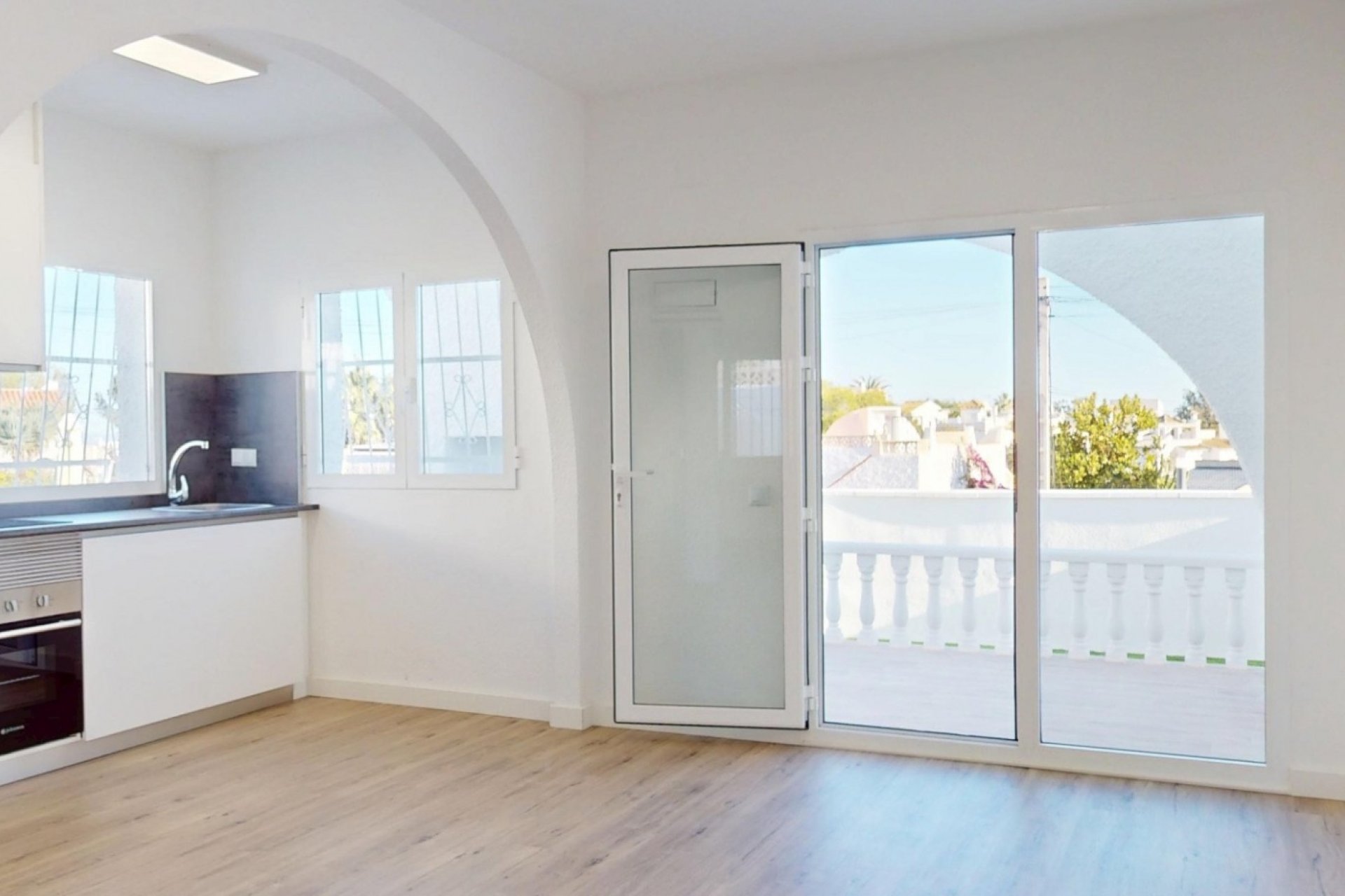 Wiederverkauf - Bungalow -
Orihuela Costa - Costa Blanca