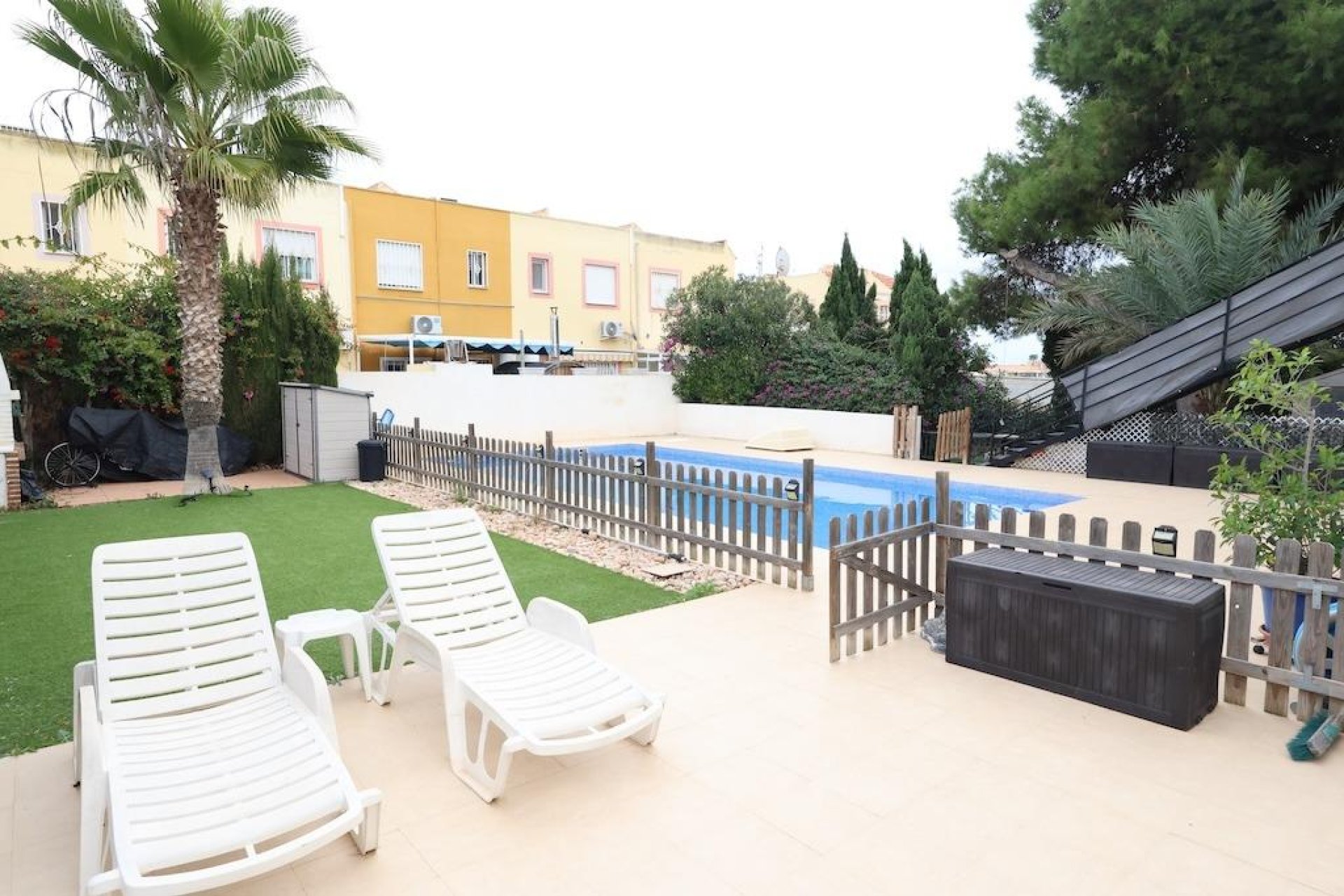 Wiederverkauf - Bungalow -
Orihuela Costa - Costa Blanca