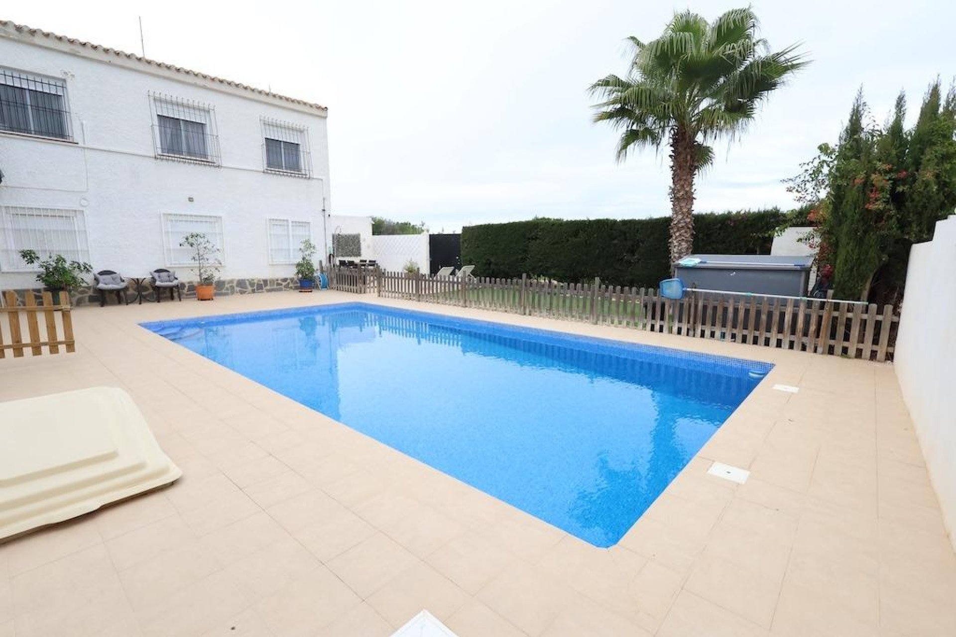 Wiederverkauf - Bungalow -
Orihuela Costa - Costa Blanca