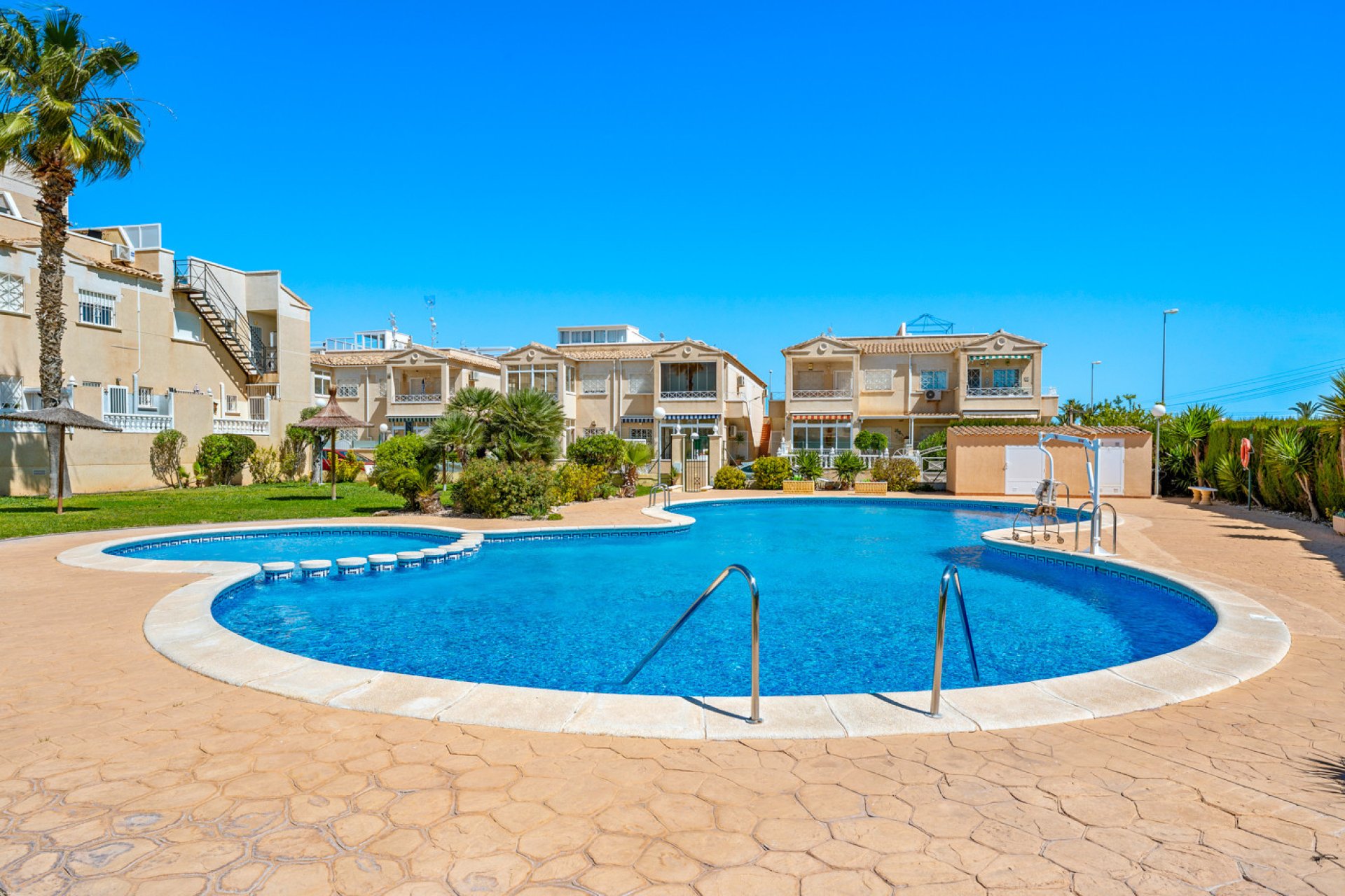 Wiederverkauf - Bungalow -
Orihuela Costa - Costa Blanca