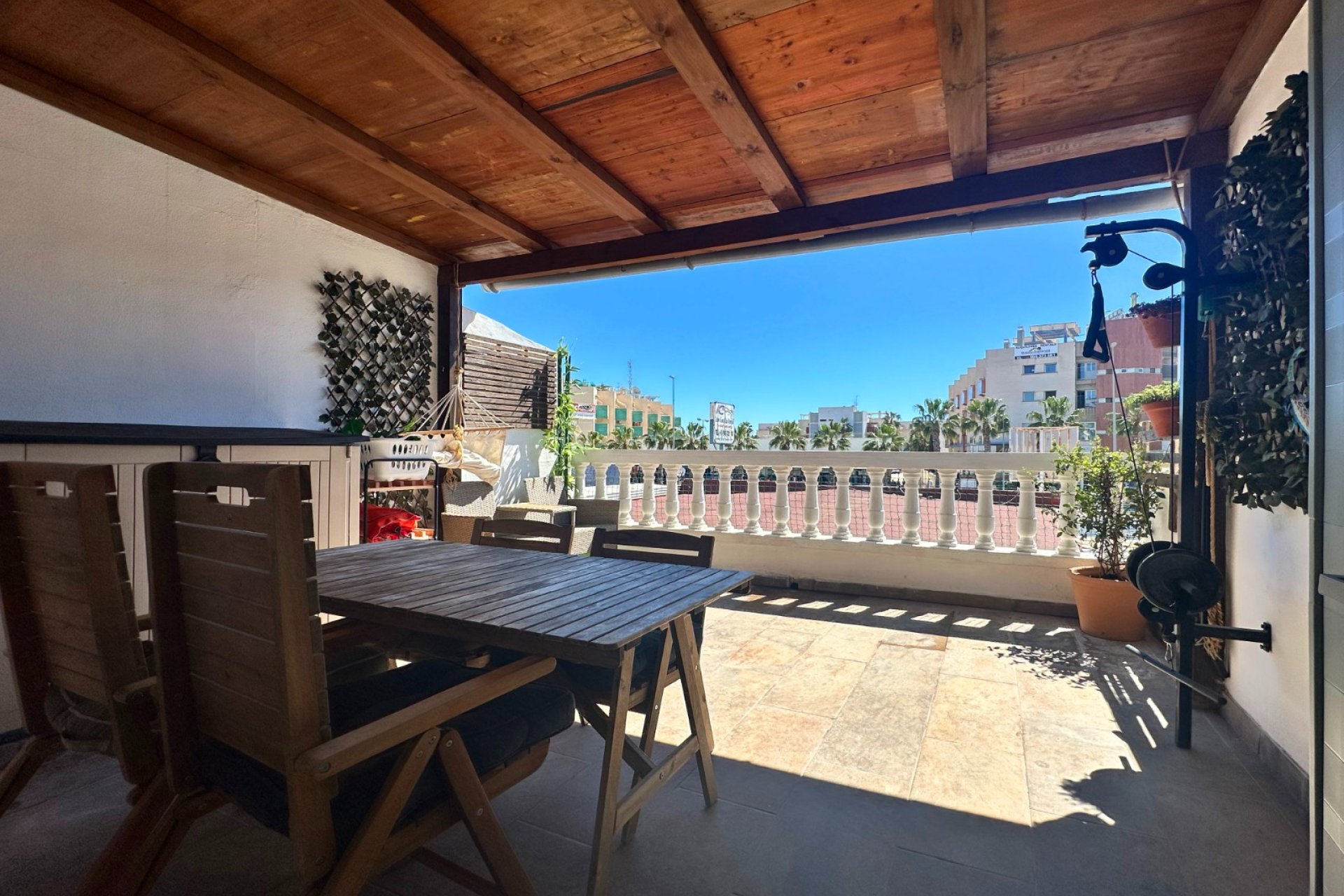 Wiederverkauf - Bungalow -
Orihuela Costa - Costa Blanca