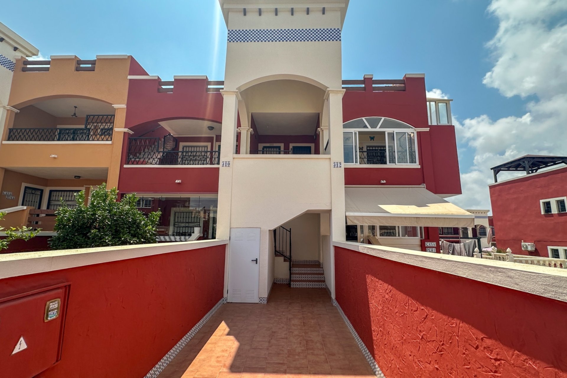 Wiederverkauf - Bungalow -
Orihuela Costa - Costa Blanca