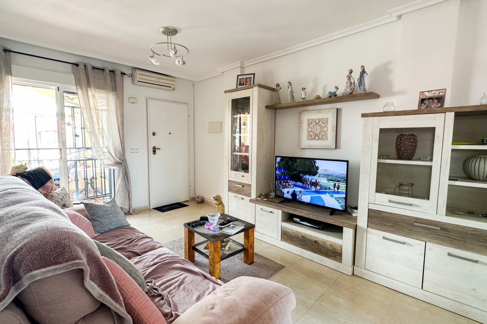 Wiederverkauf - Bungalow -
Orihuela Costa - Costa Blanca
