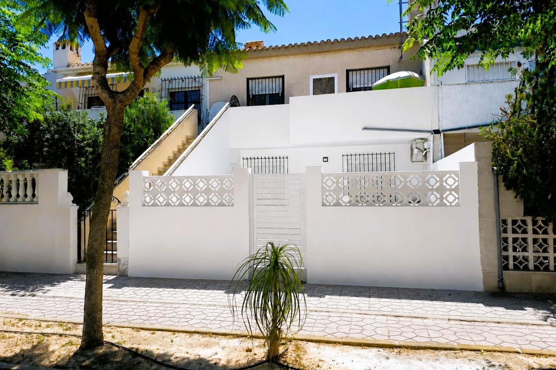 Wiederverkauf - Bungalow -
Orihuela Costa - Costa Blanca