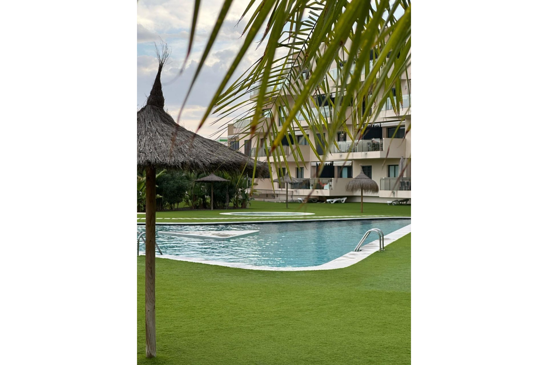 Wiederverkauf - Bungalow -
Orihuela Costa - La Zenia
