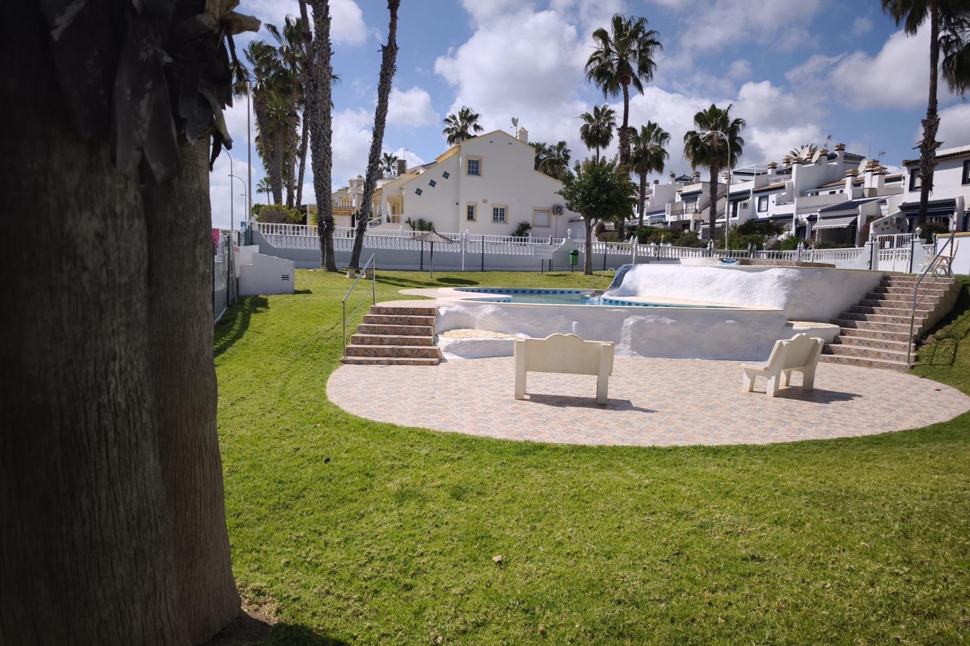 Wiederverkauf - Bungalow -
Orihuela Costa - Villamartín-las Filipinas