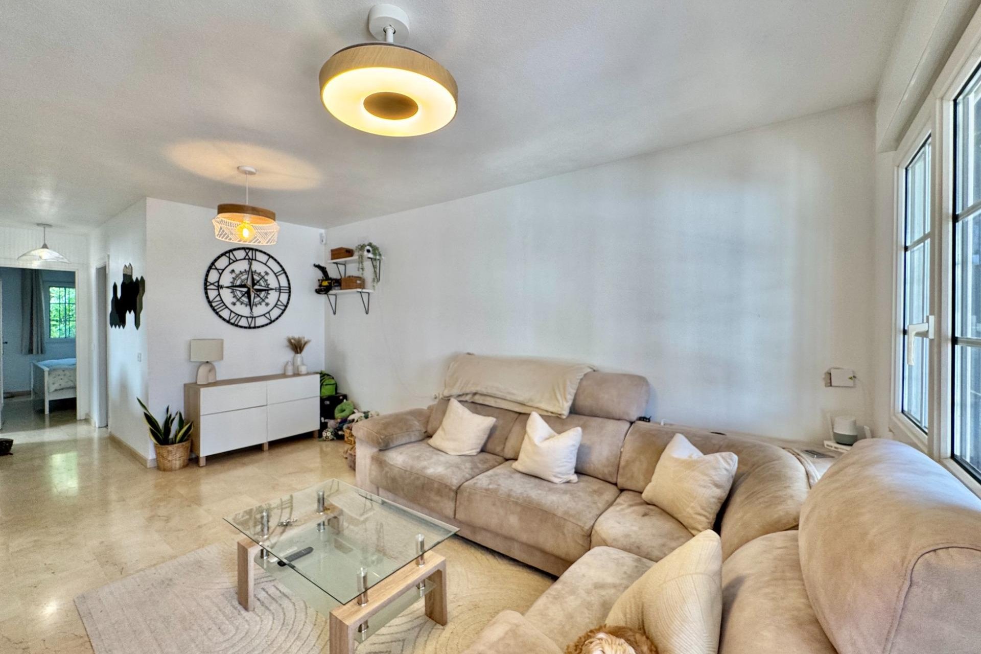 Wiederverkauf - Bungalow -
Orihuela Costa - Villamartín-las Filipinas