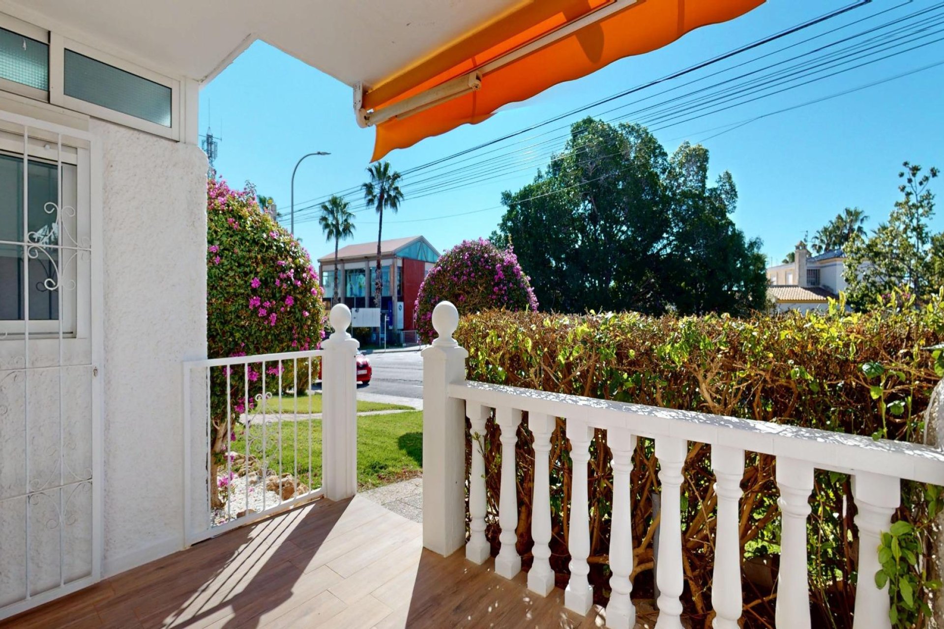 Wiederverkauf - Bungalow -
Orihuela Costa - Villamartín