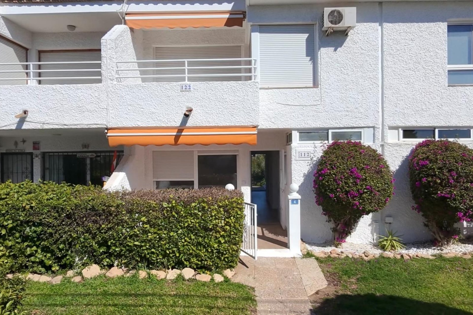 Wiederverkauf - Bungalow -
Orihuela Costa - Villamartín