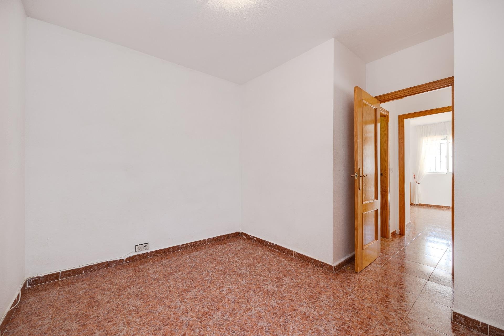 Wiederverkauf - Bungalow -
Orihuela - Desamparados-hurchillo-torremendo