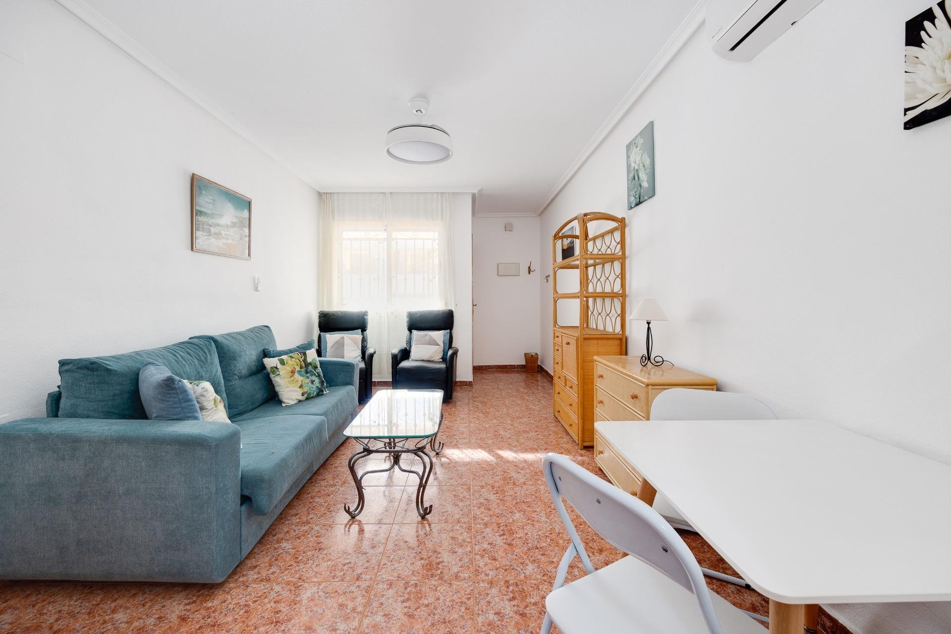 Wiederverkauf - Bungalow -
Orihuela - Desamparados-hurchillo-torremendo