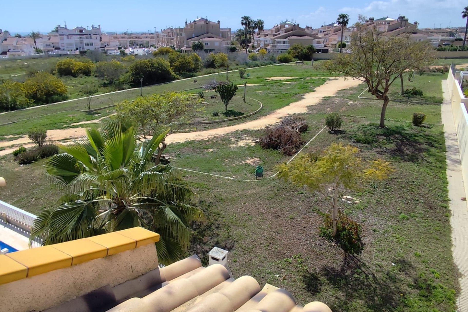 Wiederverkauf - Bungalow -
Orihuela - Urbanización Perla Del Mar