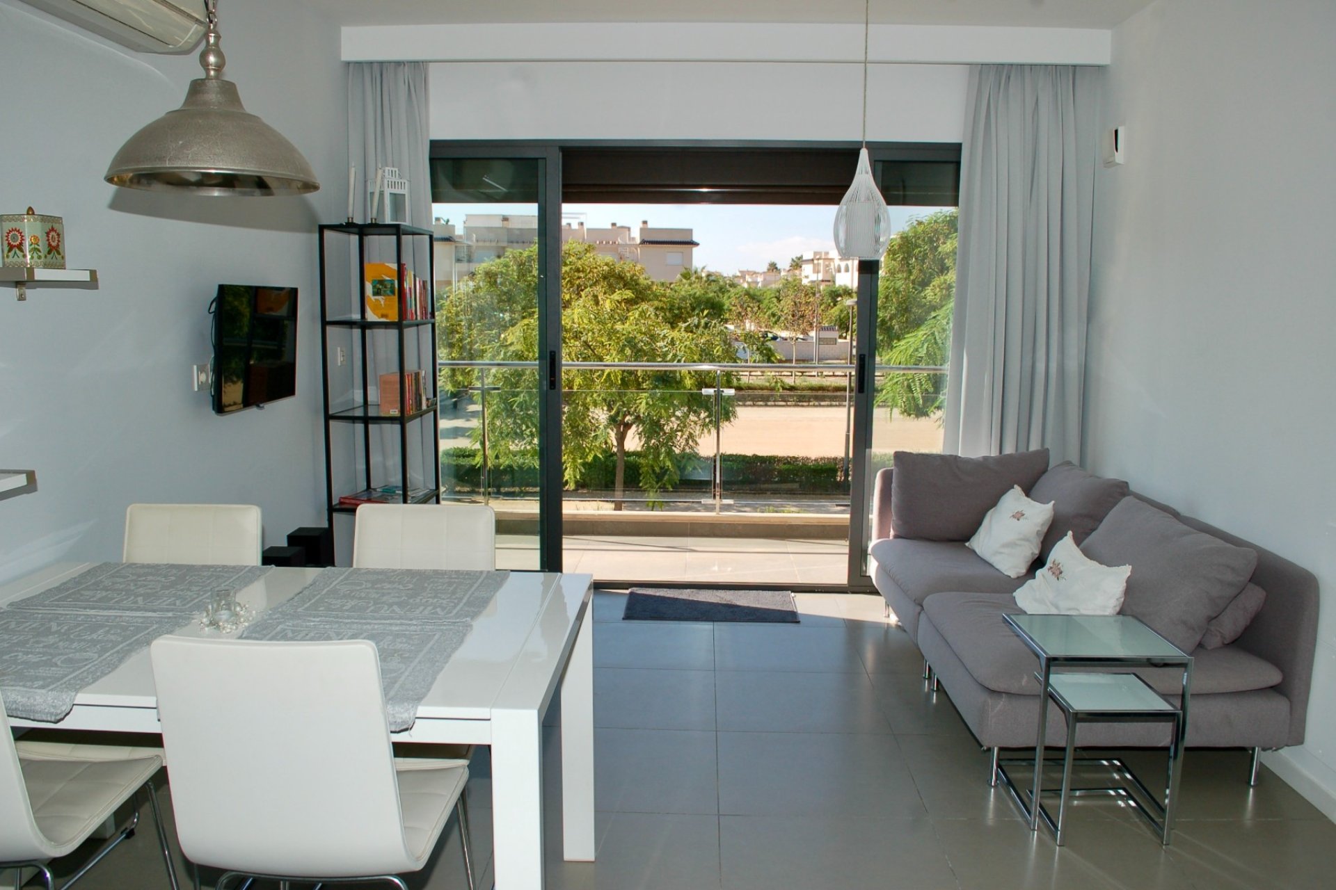 Wiederverkauf - Bungalow -
Pilar de la Horadada - Costa Blanca