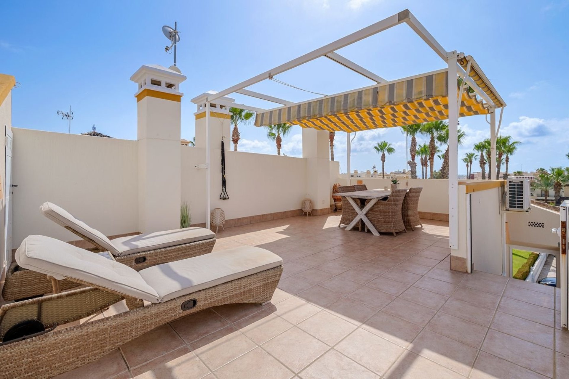 Wiederverkauf - Bungalow -
Playa Flamenca - Costa Blanca