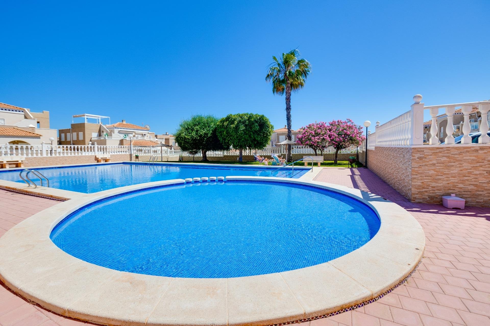 Wiederverkauf - Bungalow -
Torrevieja - Aguas Nuevas 1