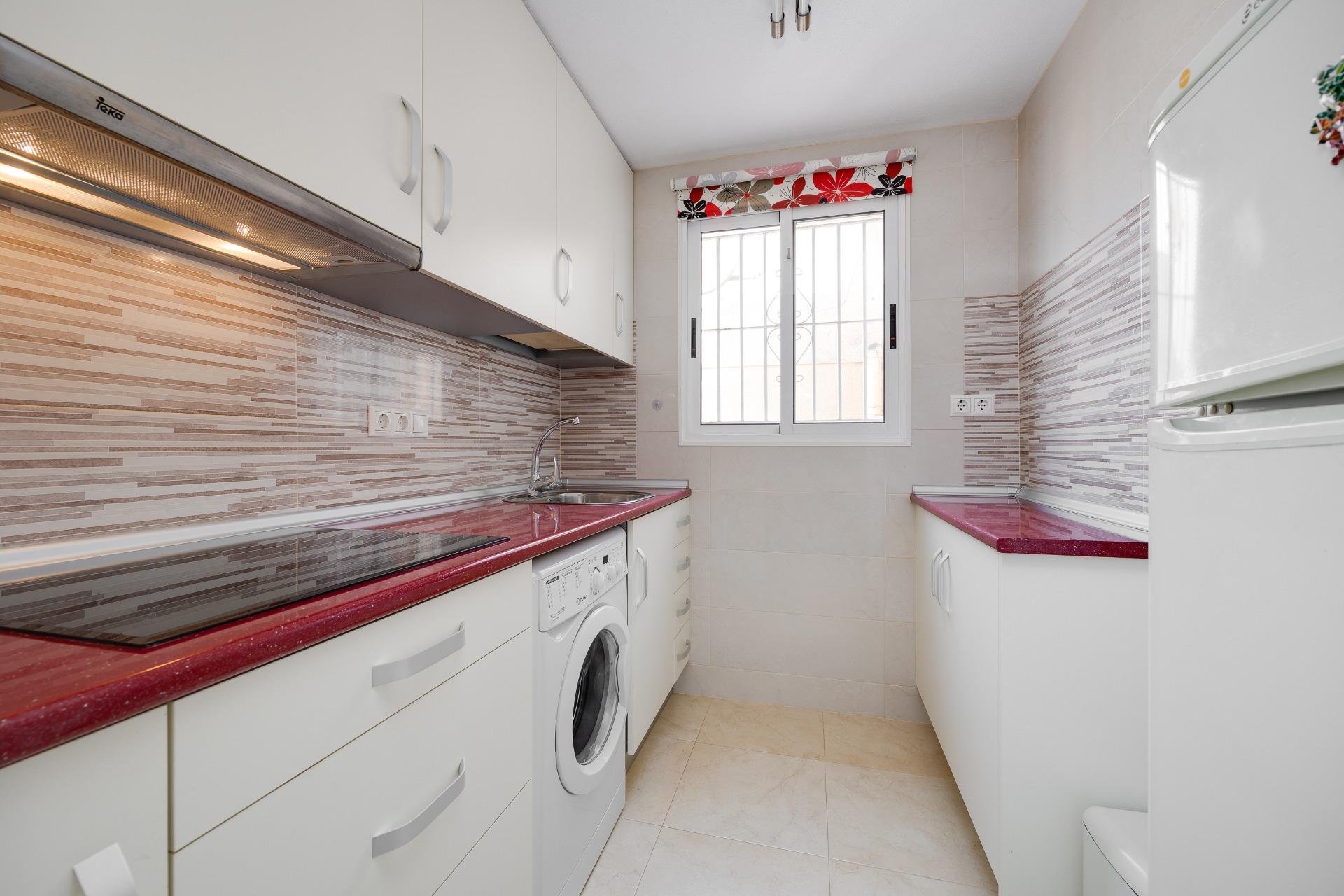 Wiederverkauf - Bungalow -
Torrevieja - Aguas Nuevas