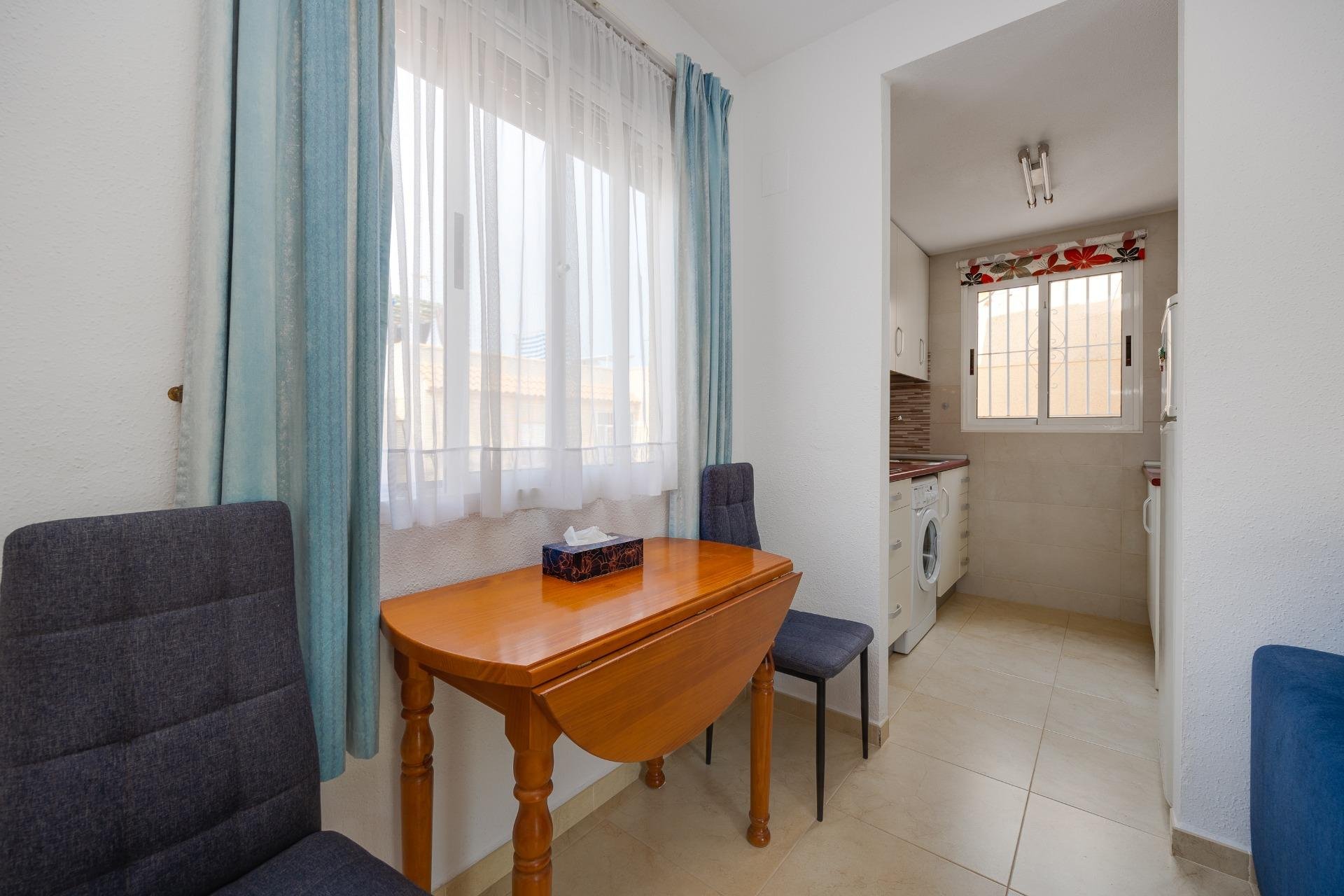Wiederverkauf - Bungalow -
Torrevieja - Aguas Nuevas