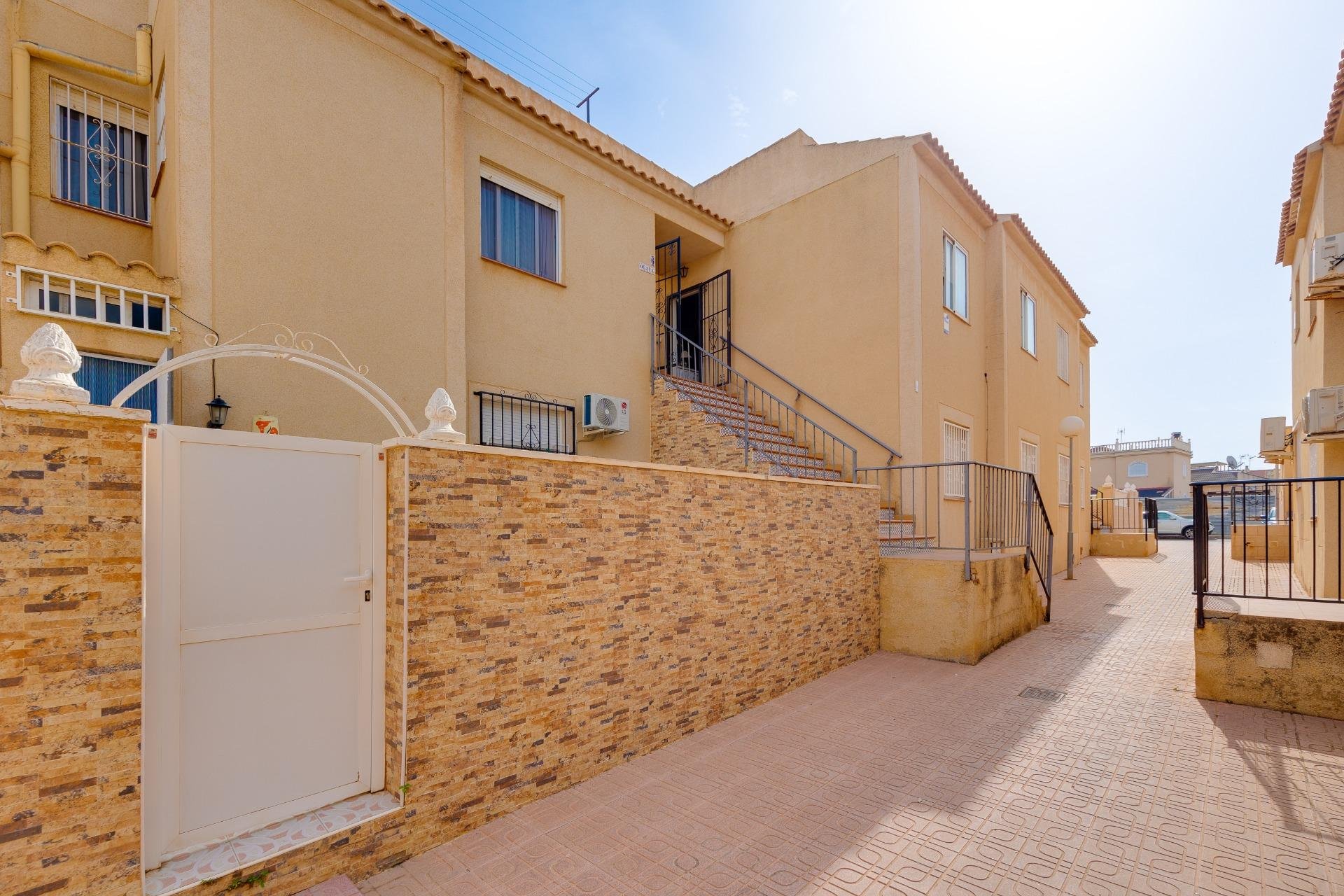 Wiederverkauf - Bungalow -
Torrevieja - Aguas Nuevas