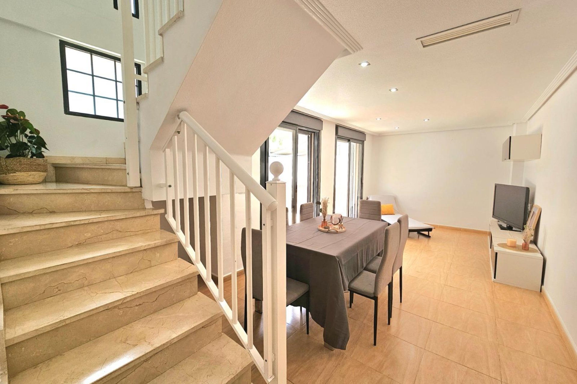 Wiederverkauf - Bungalow -
Torrevieja - Aguas Nuevas