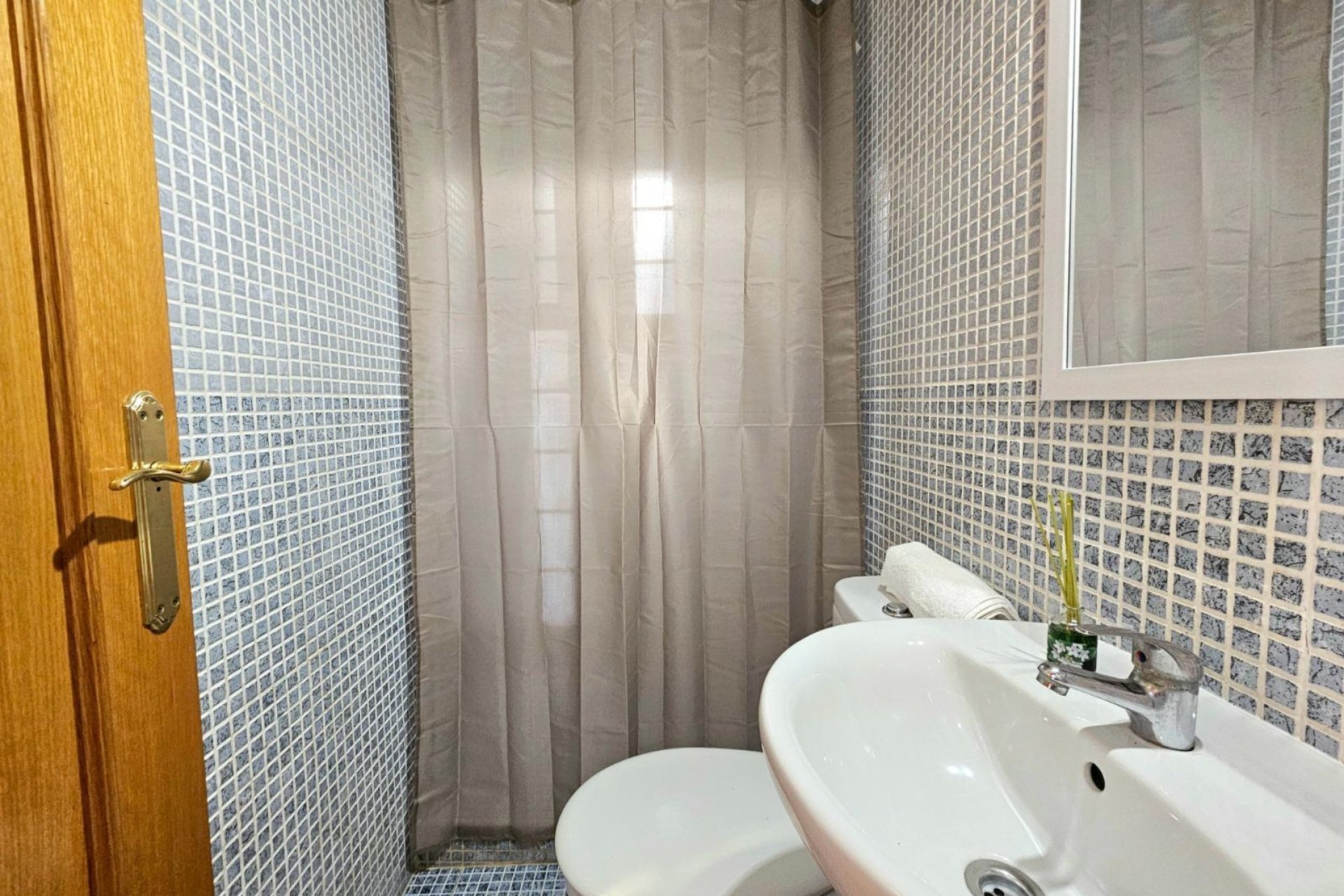 Wiederverkauf - Bungalow -
Torrevieja - Aguas Nuevas