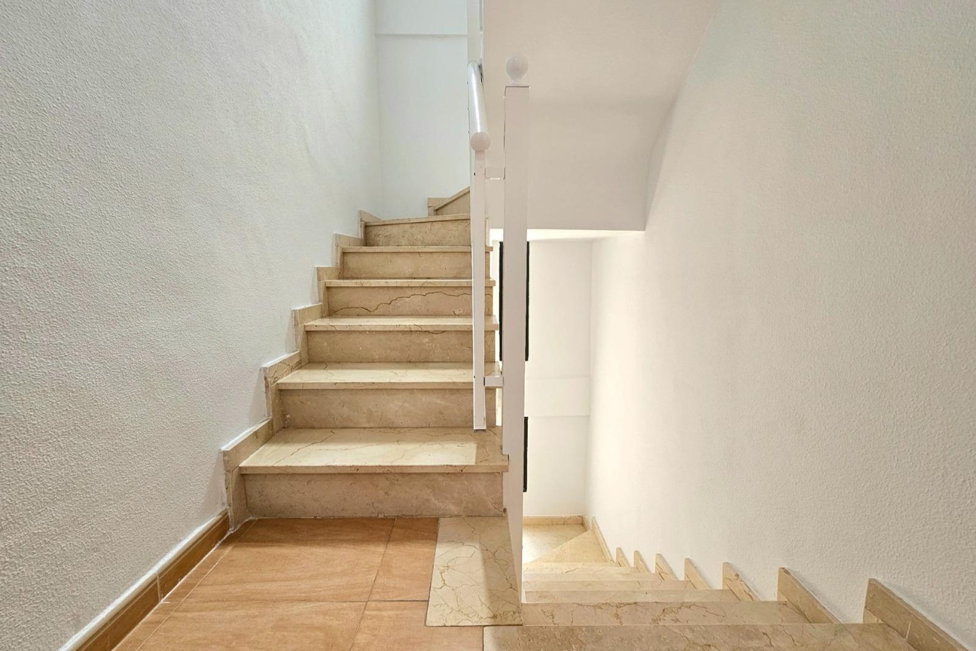 Wiederverkauf - Bungalow -
Torrevieja - Aguas Nuevas