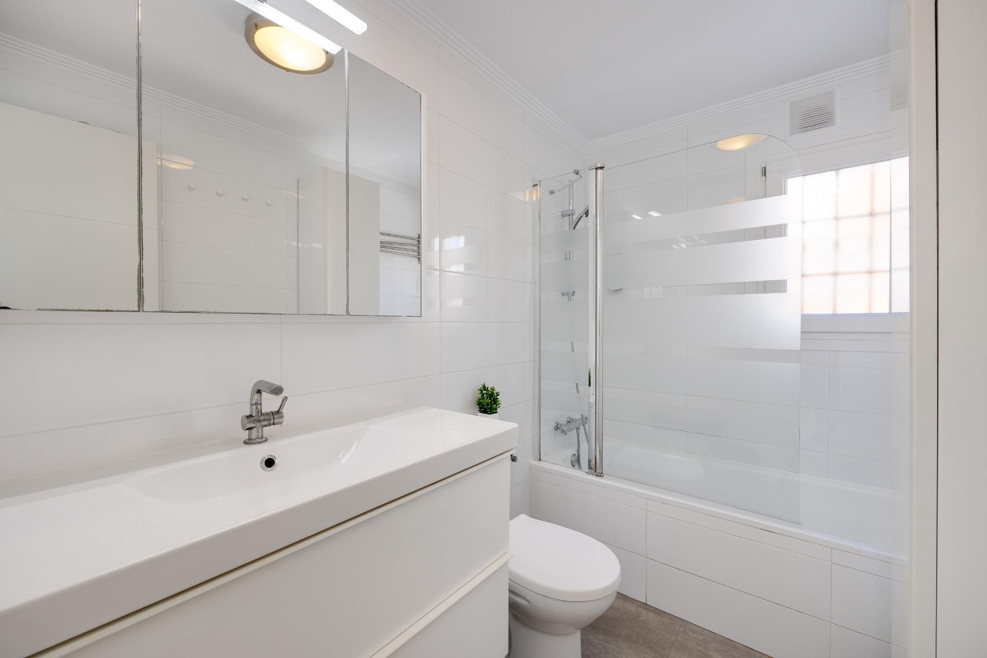 Wiederverkauf - Bungalow -
Torrevieja - Aguas Nuevas