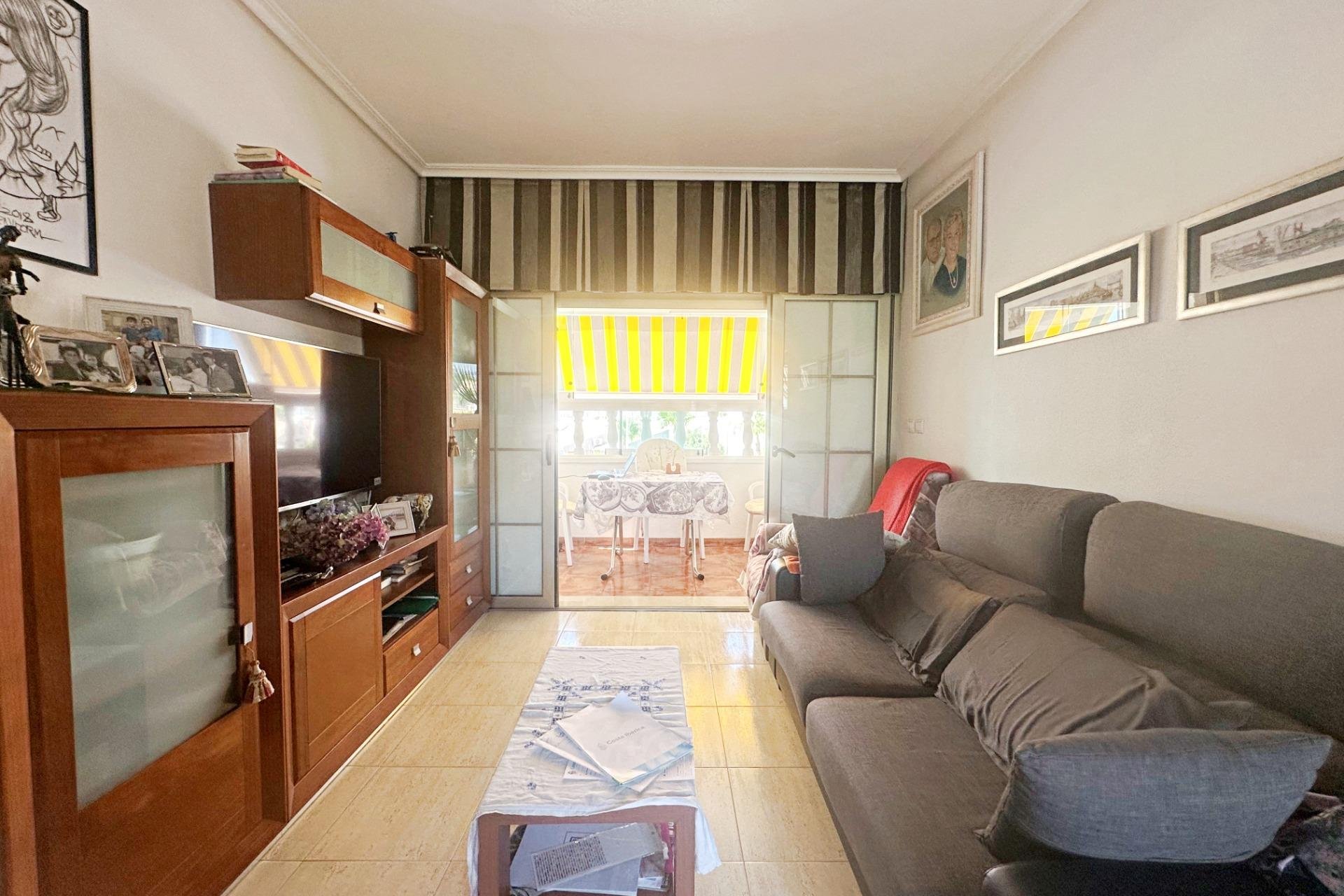 Wiederverkauf - Bungalow -
Torrevieja - Aguas Nuevas