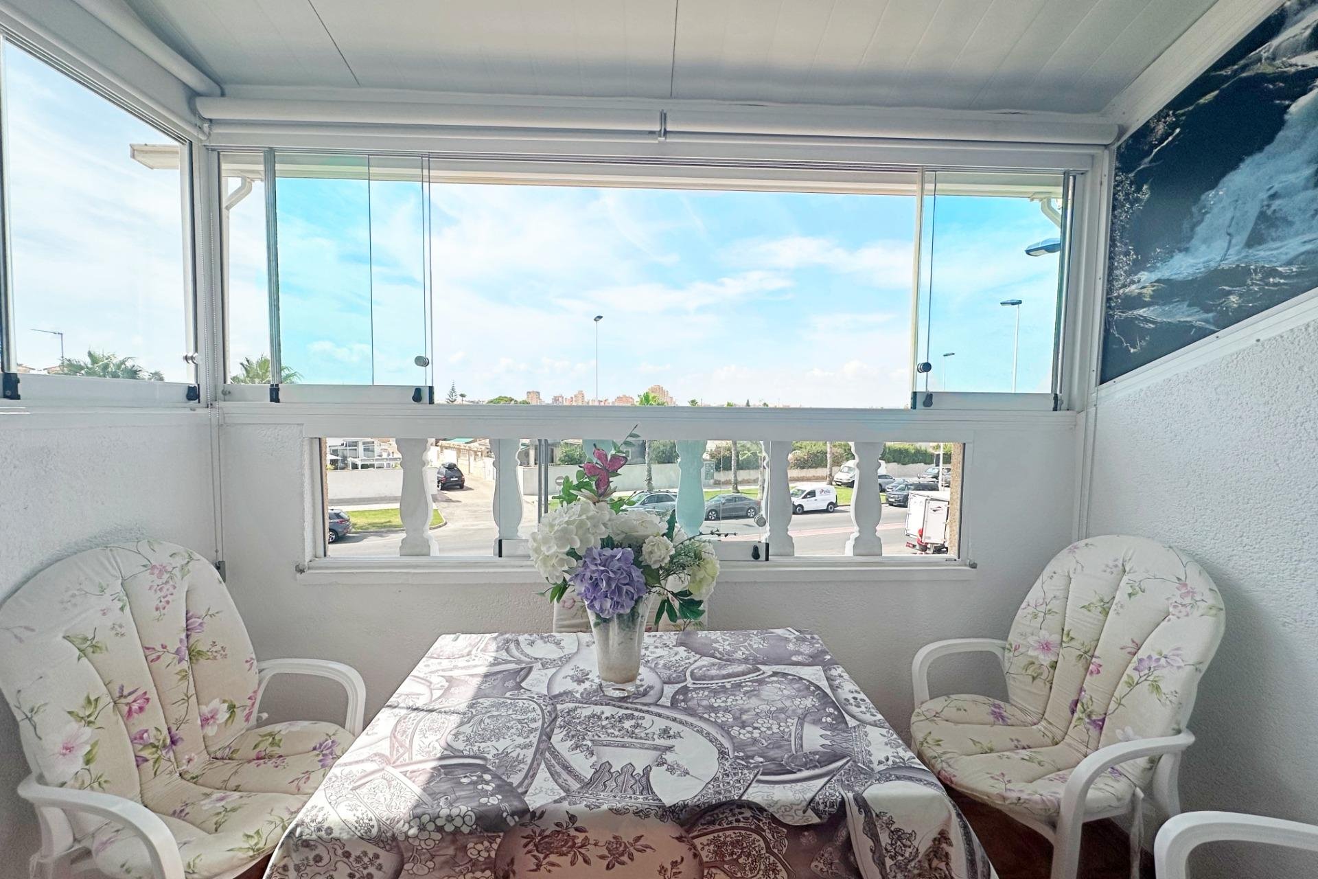 Wiederverkauf - Bungalow -
Torrevieja - Aguas Nuevas