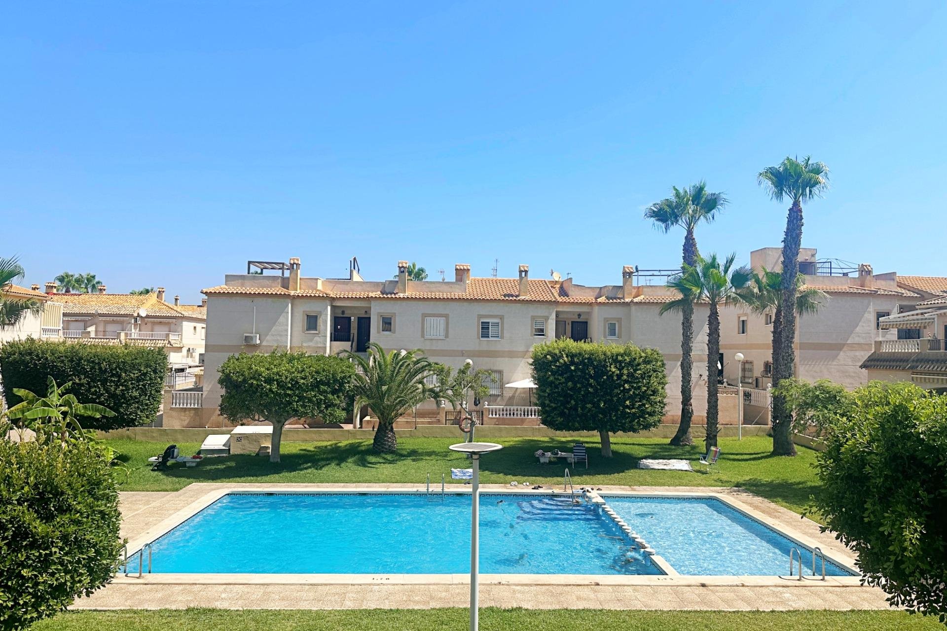 Wiederverkauf - Bungalow -
Torrevieja - Aguas Nuevas
