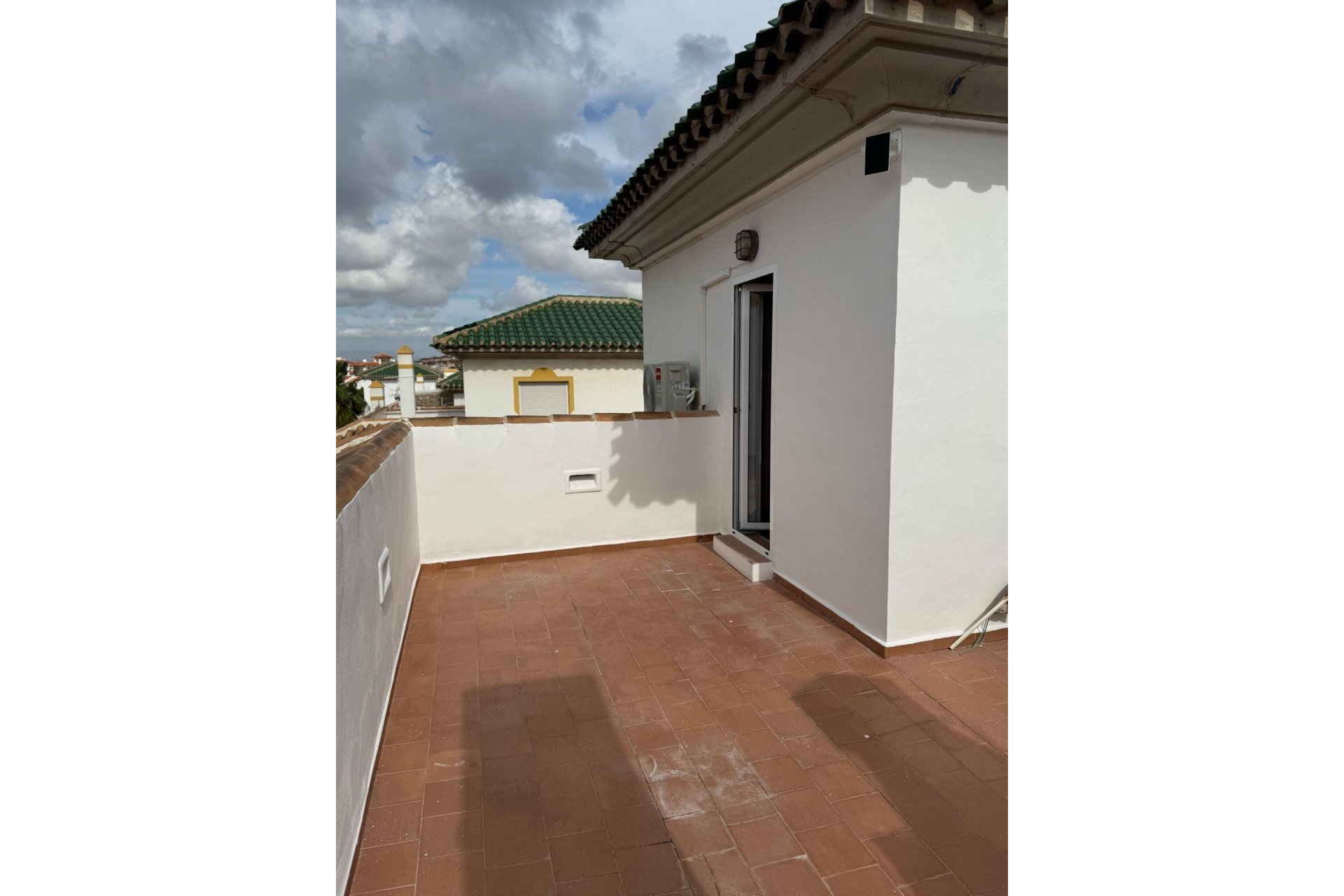 Wiederverkauf - Bungalow -
Torrevieja - Cañada Del Molino