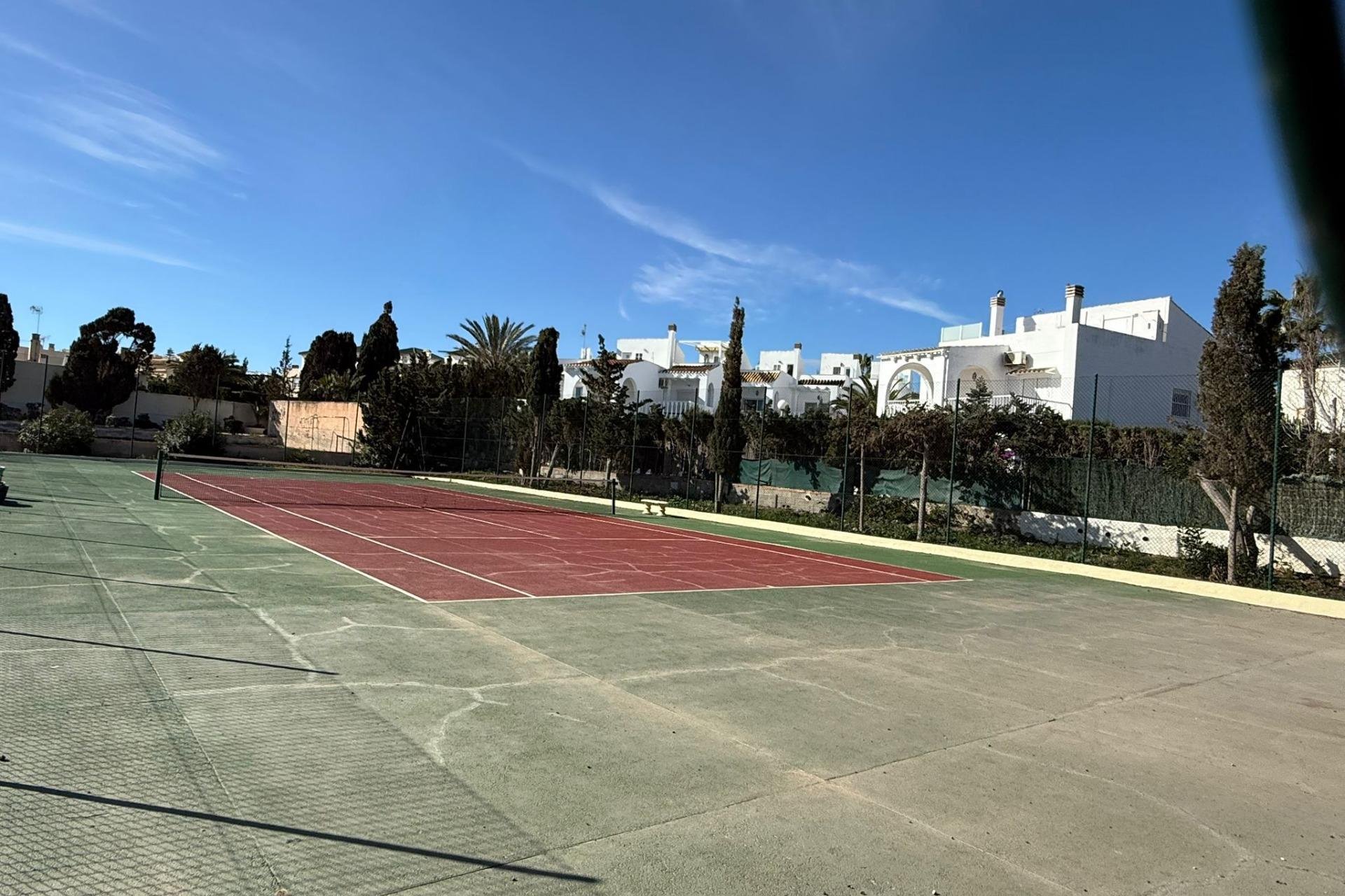 Wiederverkauf - Bungalow -
Torrevieja - Cañada Del Molino