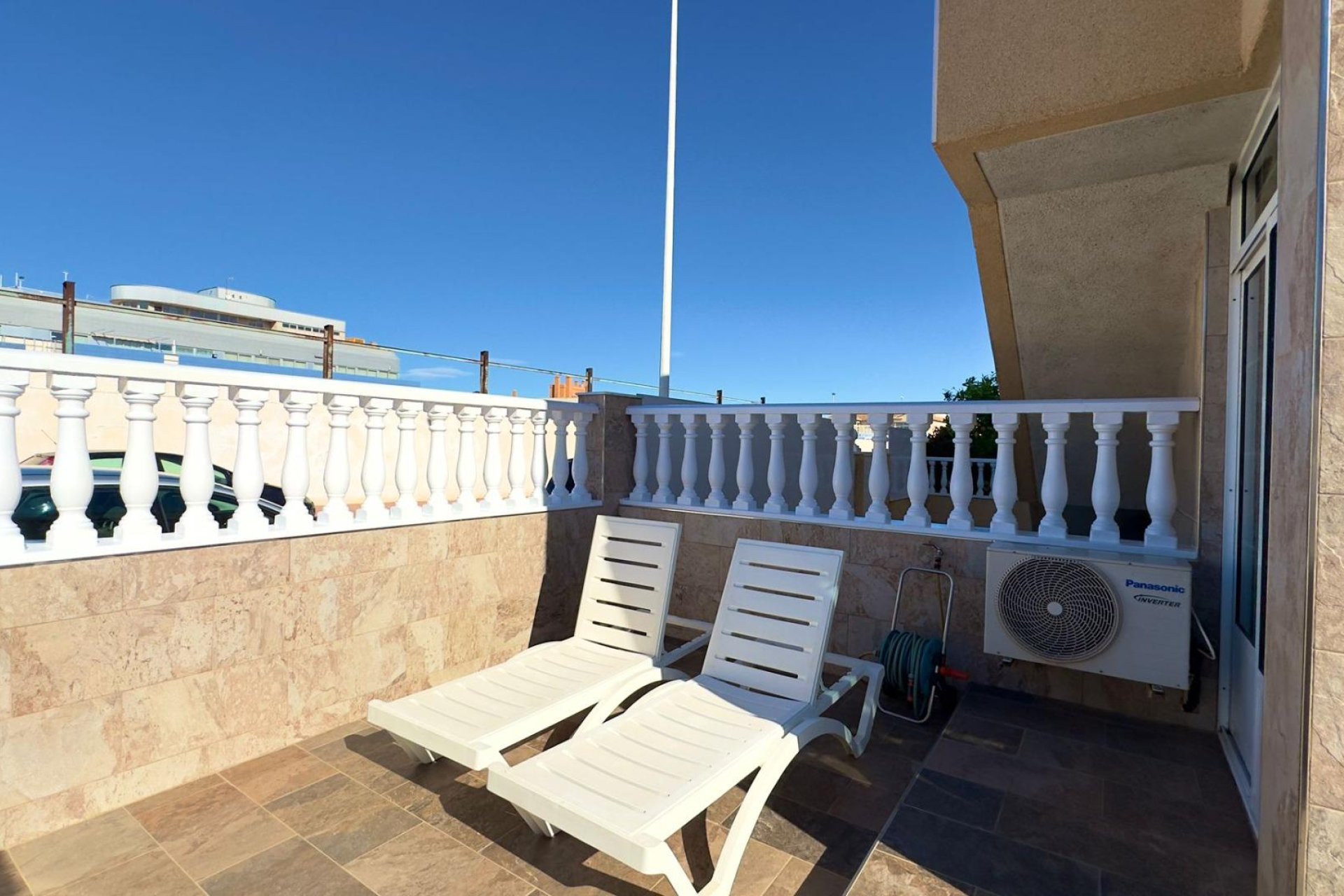 Wiederverkauf - Bungalow -
Torrevieja - Centro
